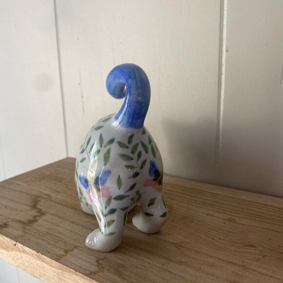 Adorable Blue and White Cat Figurine - Picture 3 of 8
